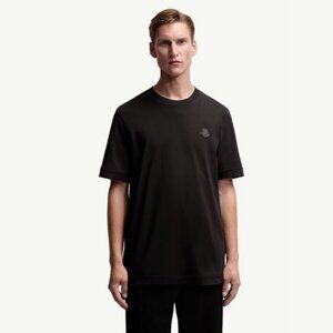 Moncler Gircollo cotton patch logo t-shirt black men's size L NWT